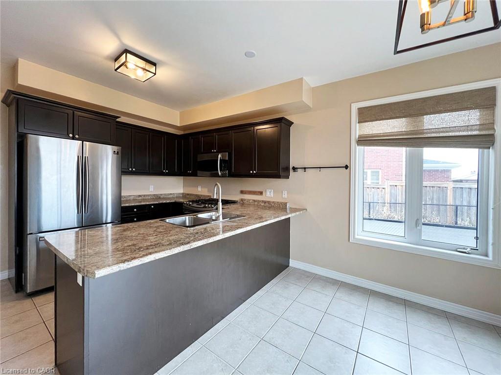 52 Whittington Drive Property Photo 7