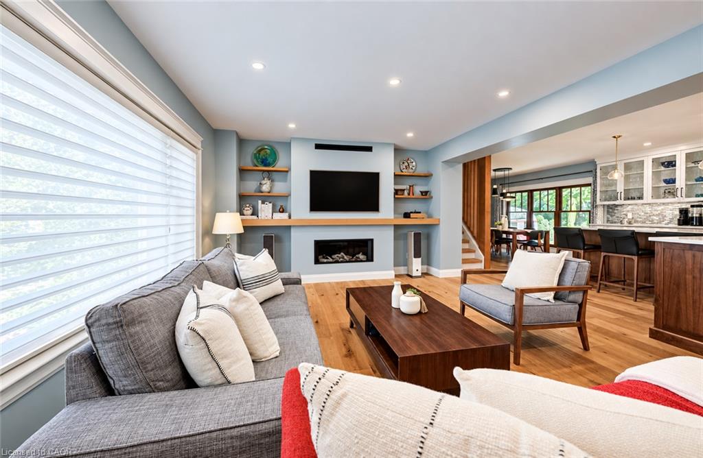 656 Westmount Road W Property Photo 15