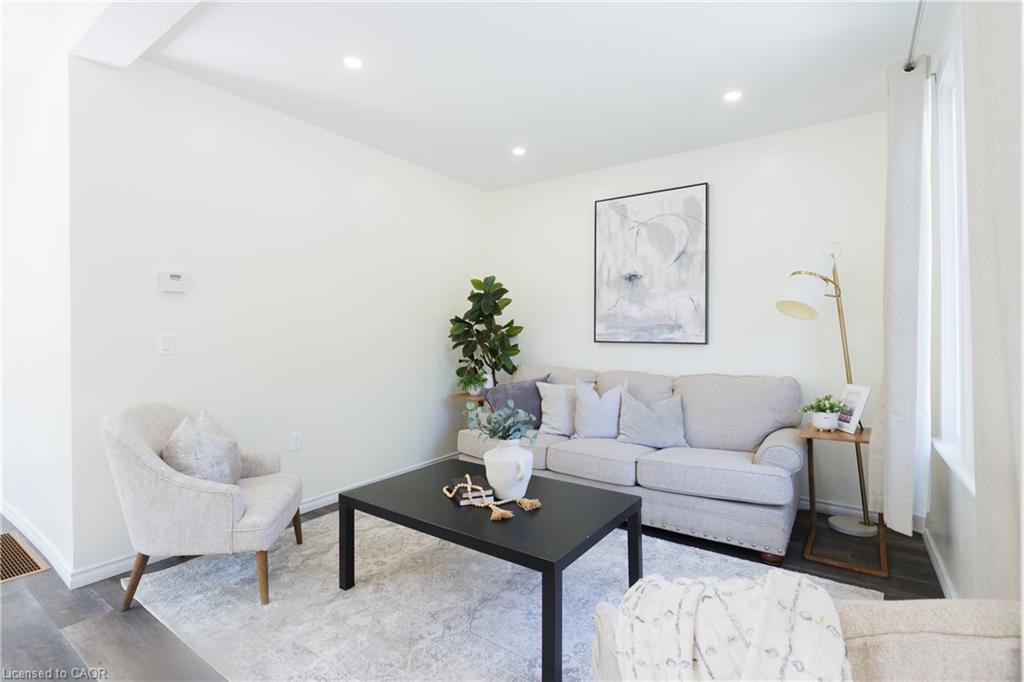 95 Fennell Avenue W Property Photo 10