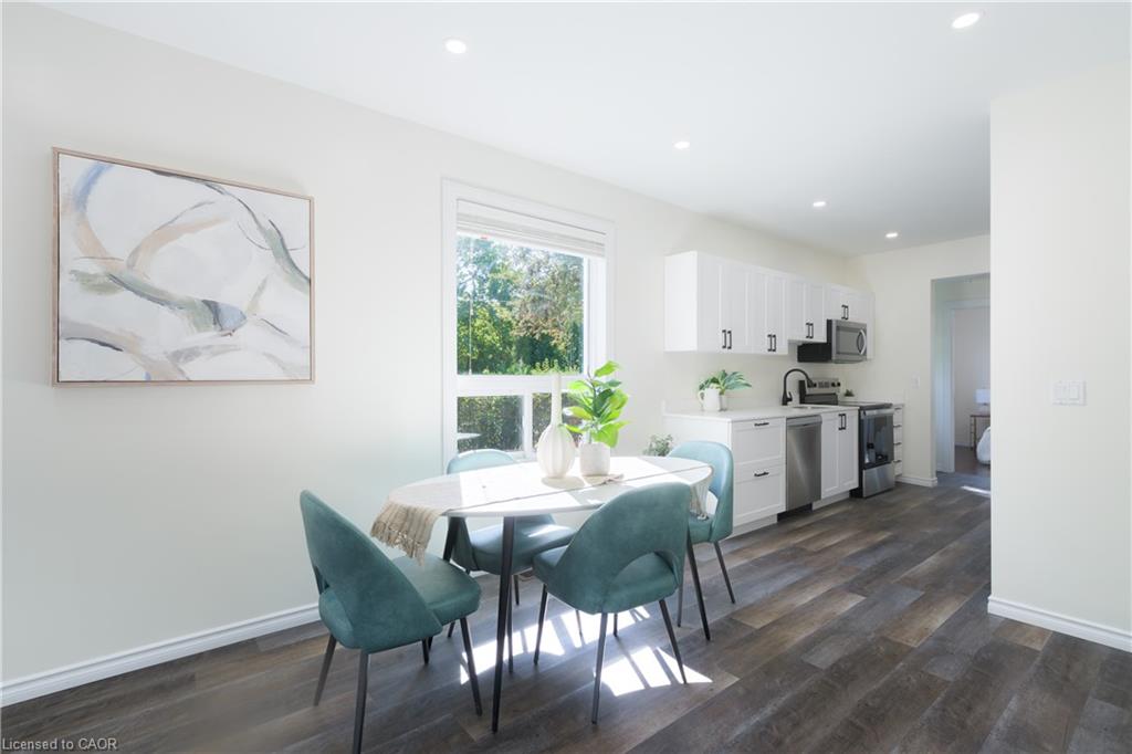 95 Fennell Avenue W Property Photo 11