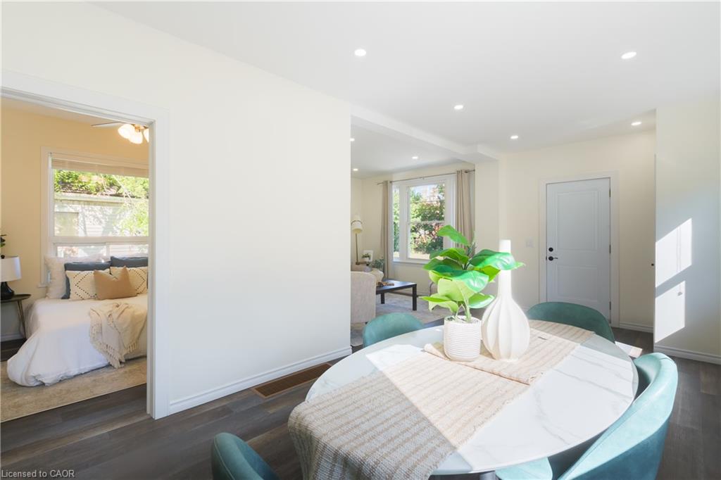 95 Fennell Avenue W Property Photo 14