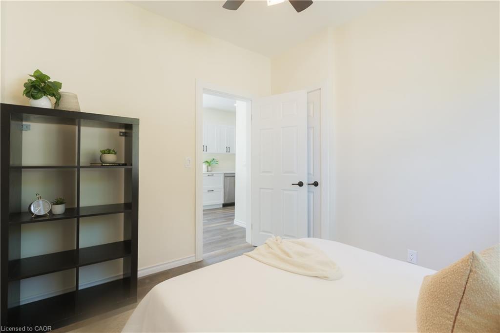 95 Fennell Avenue W Property Photo 16