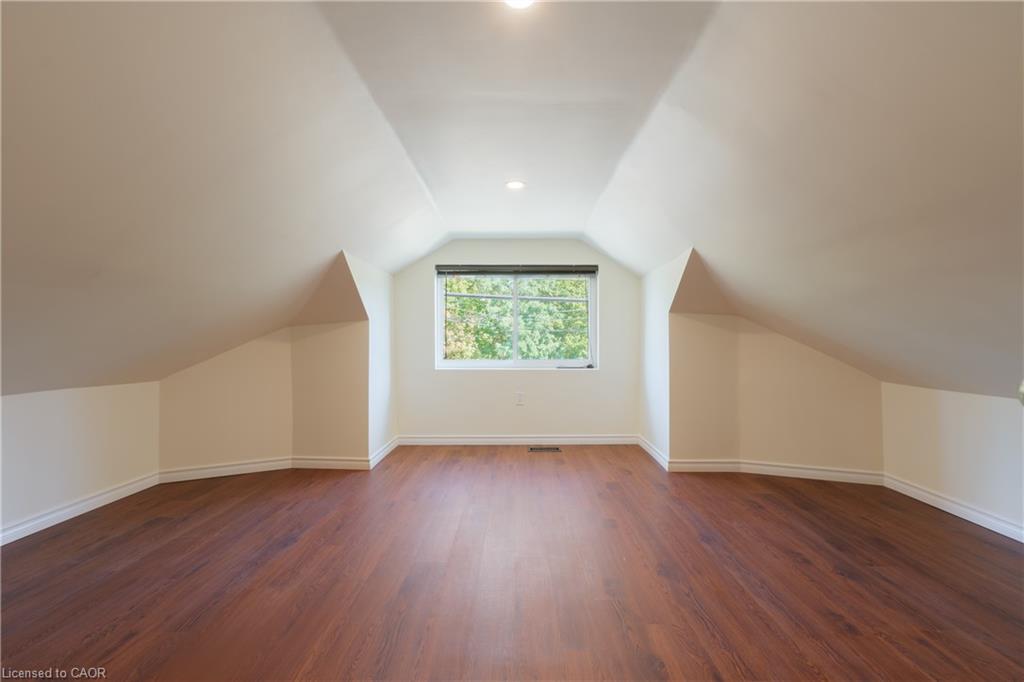 95 Fennell Avenue W Property Photo 28