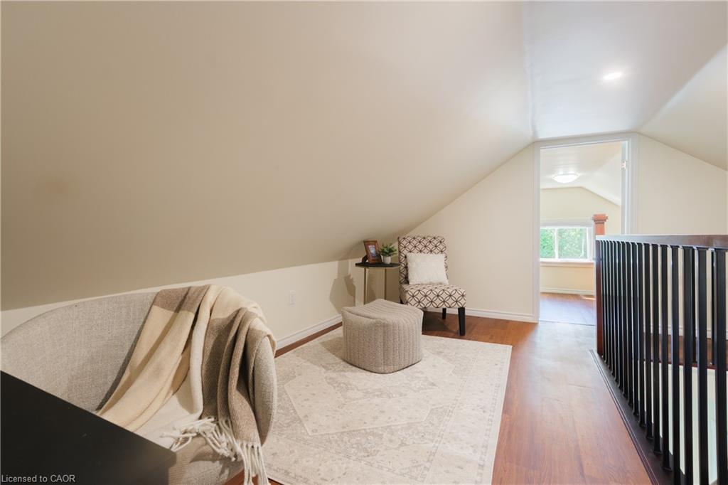 95 Fennell Avenue W Property Photo 30