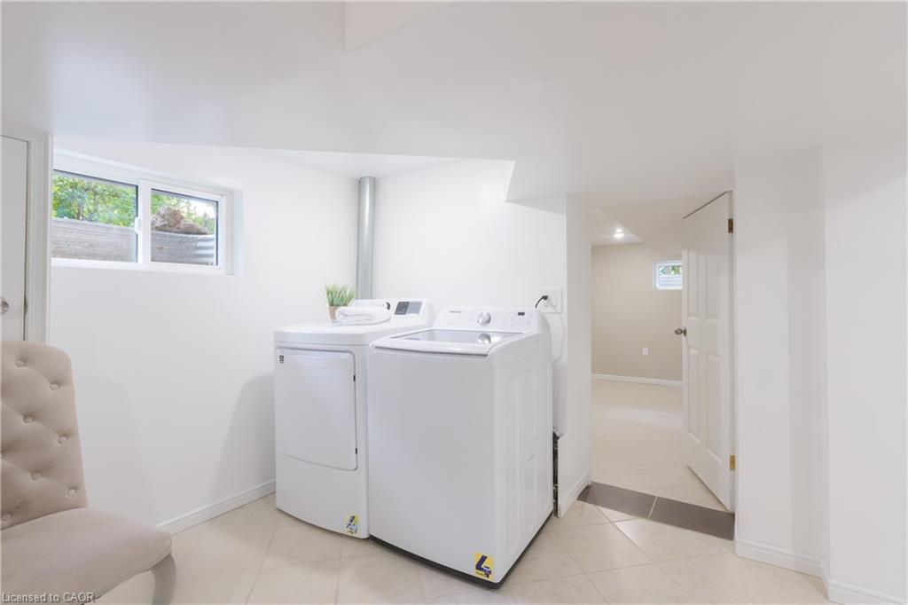 95 Fennell Avenue W Property Photo 36