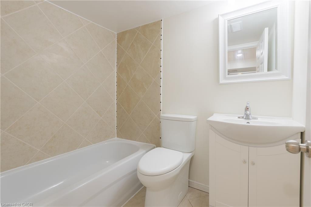 95 Fennell Avenue W Property Photo 40