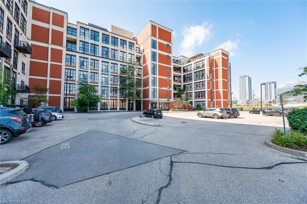 112-410 King W/s Street W Property Photo 1