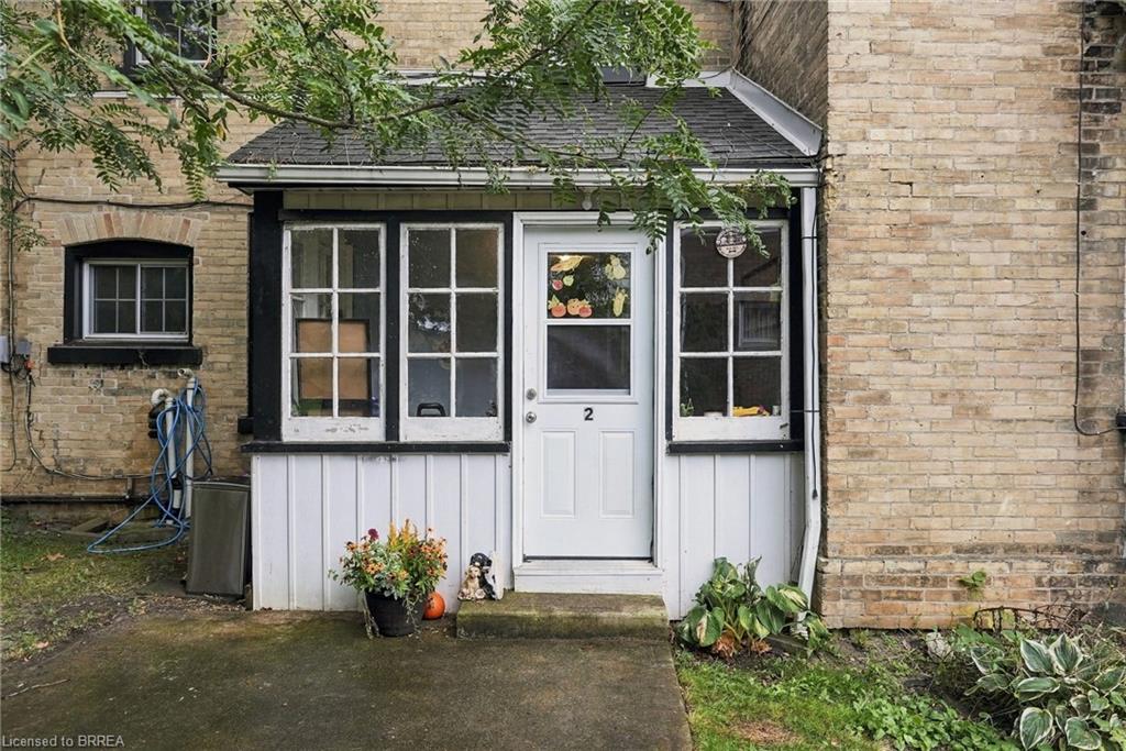 107 Cayley Street Property Photo 28