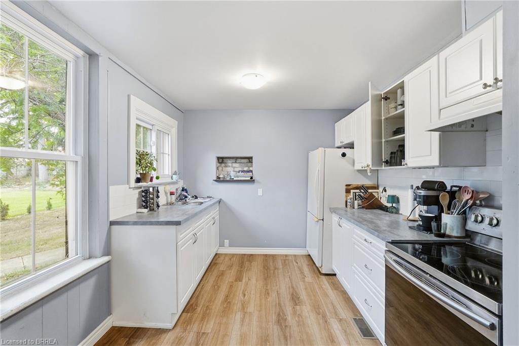 107 Cayley Street Property Photo 29