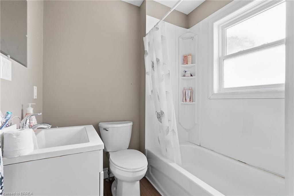 107 Cayley Street Property Photo 34