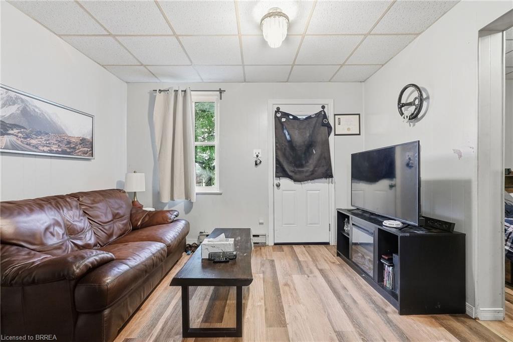 107 Cayley Street Property Photo 38