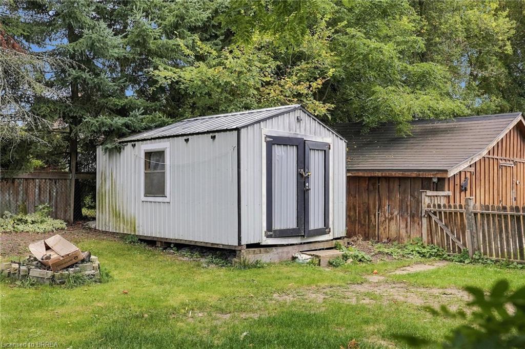 107 Cayley Street Property Photo 44