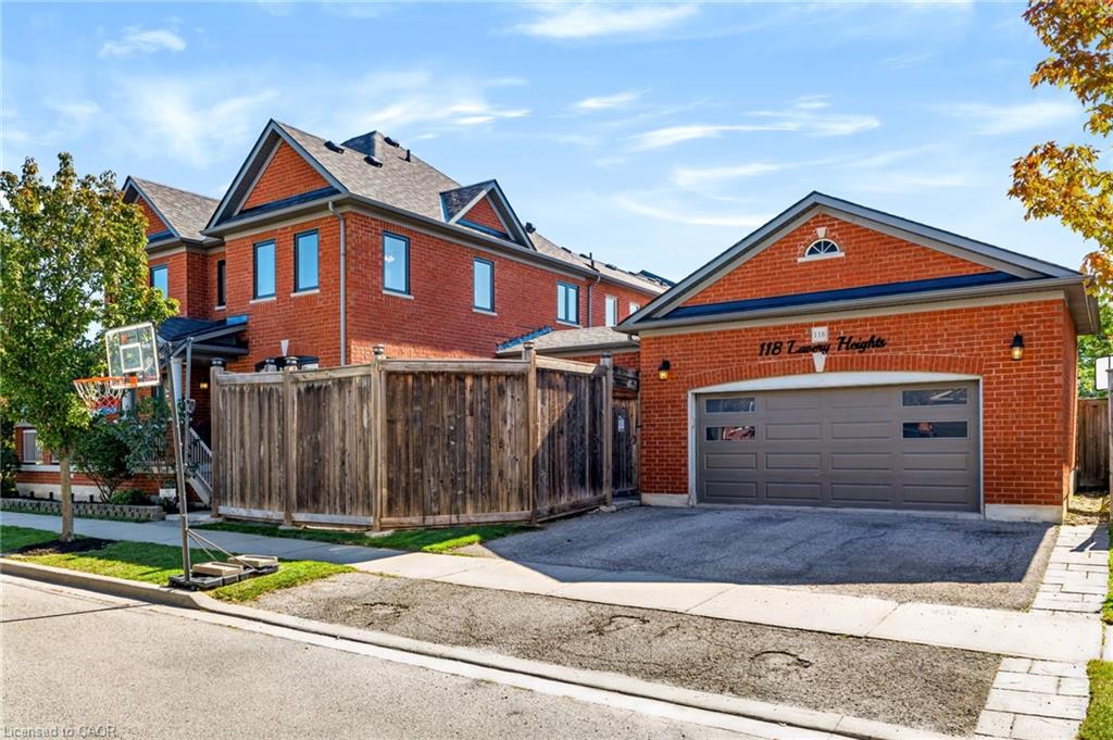 118 Lavery Heights Property Photo 4