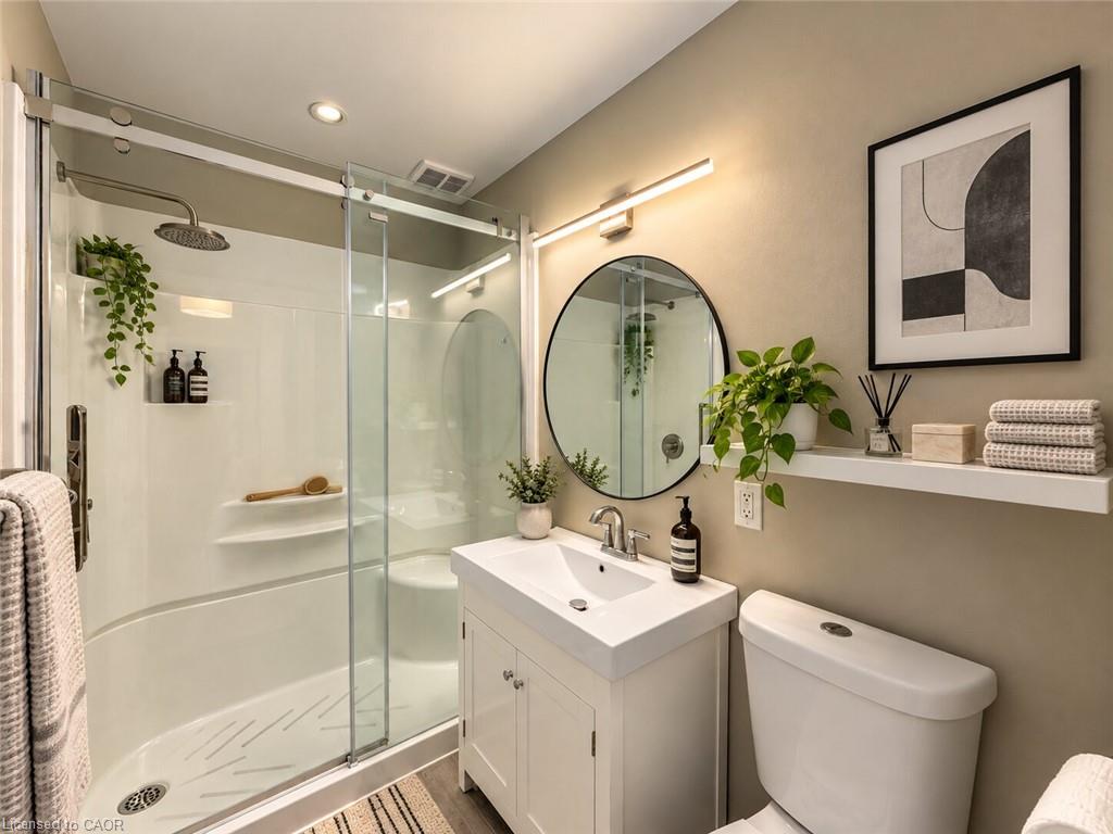 5 Athens Street Property Photo 11