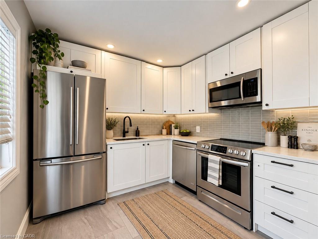5 Athens Street Property Photo 12