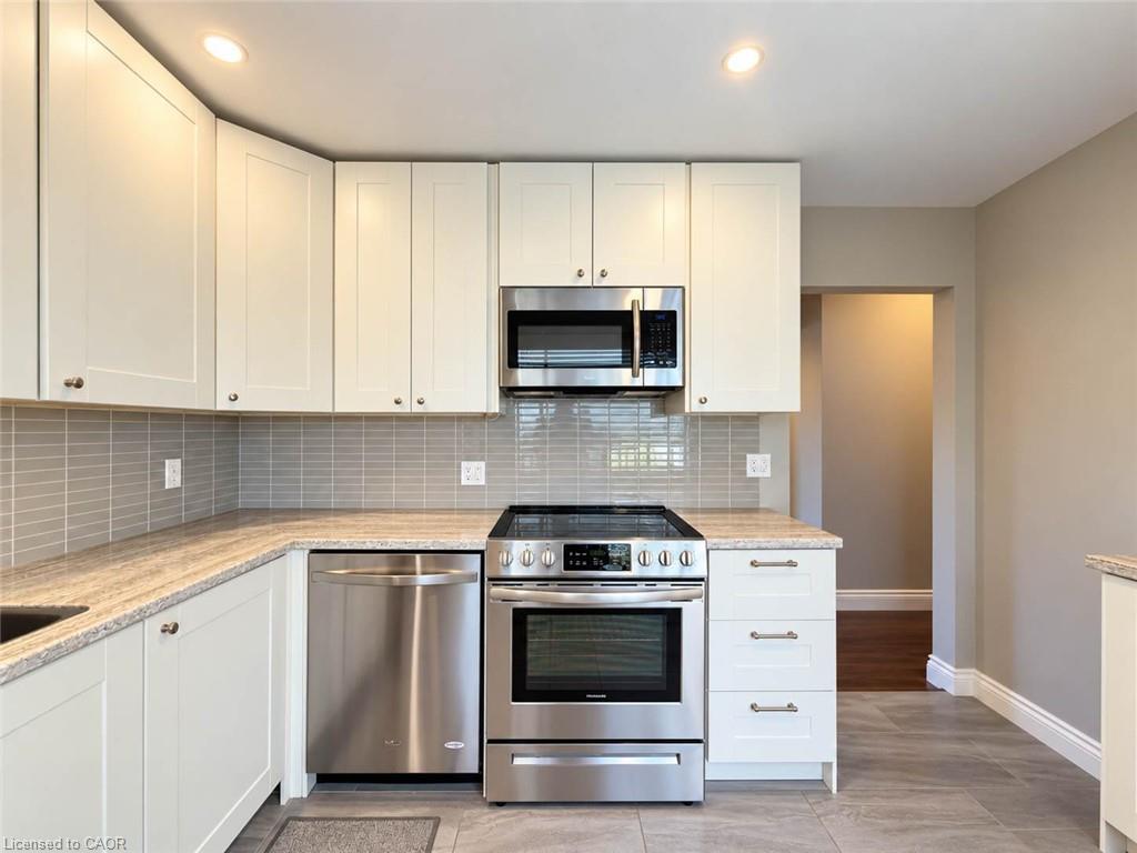 5 Athens Street Property Photo 13