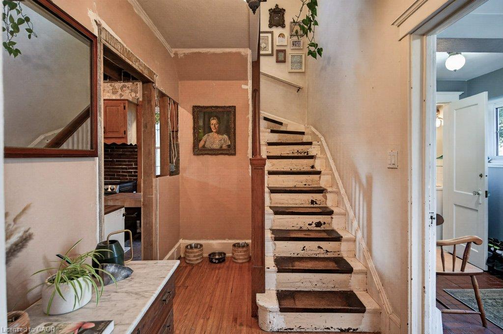32 Lincoln Avenue Property Photo 7