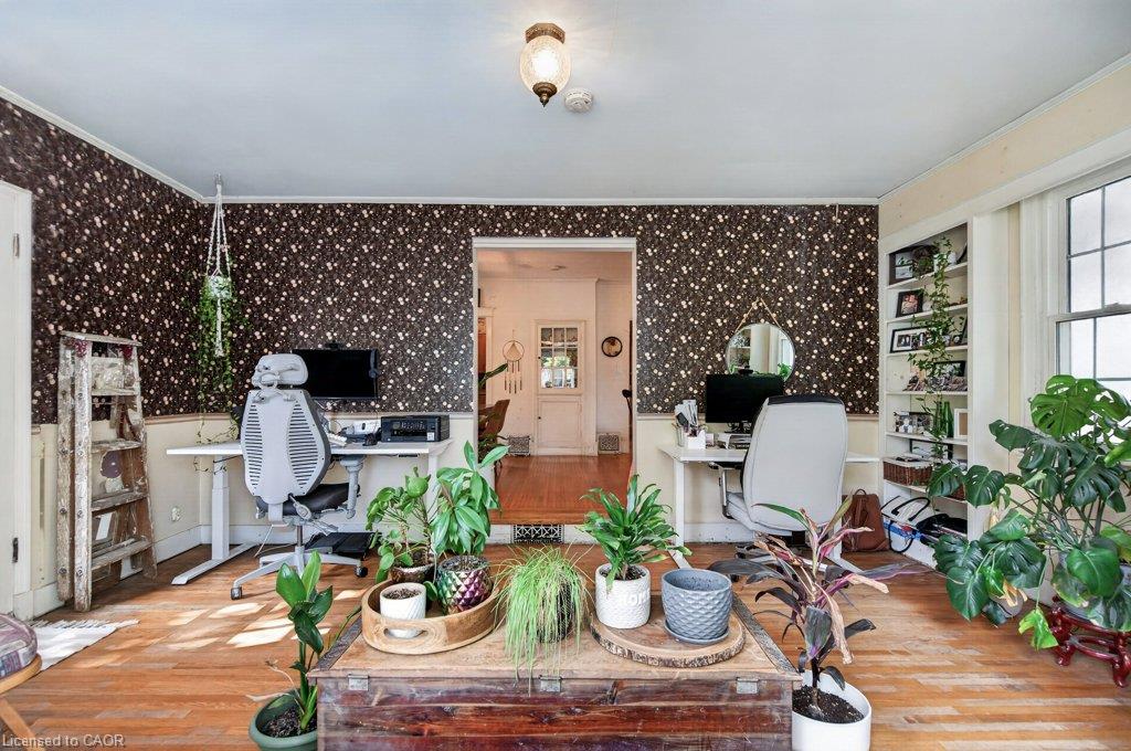 32 Lincoln Avenue Property Photo 19