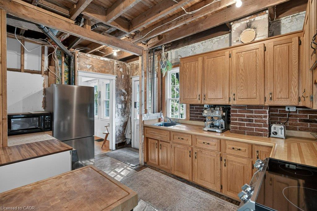 32 Lincoln Avenue Property Photo 20