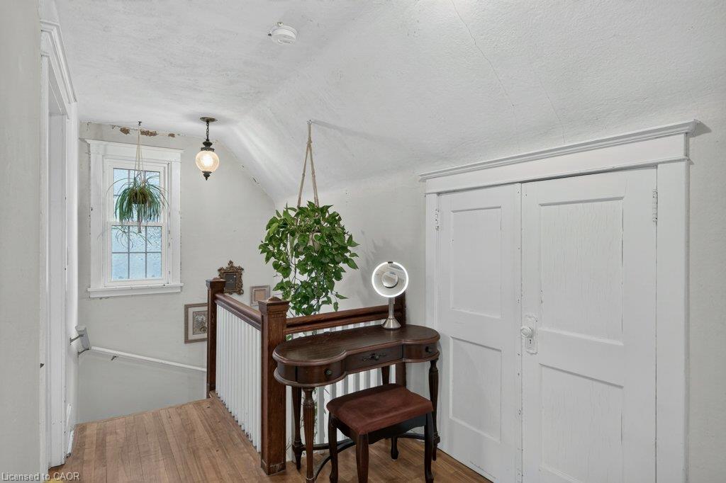 32 Lincoln Avenue Property Photo 25
