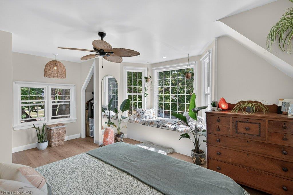 32 Lincoln Avenue Property Photo 36