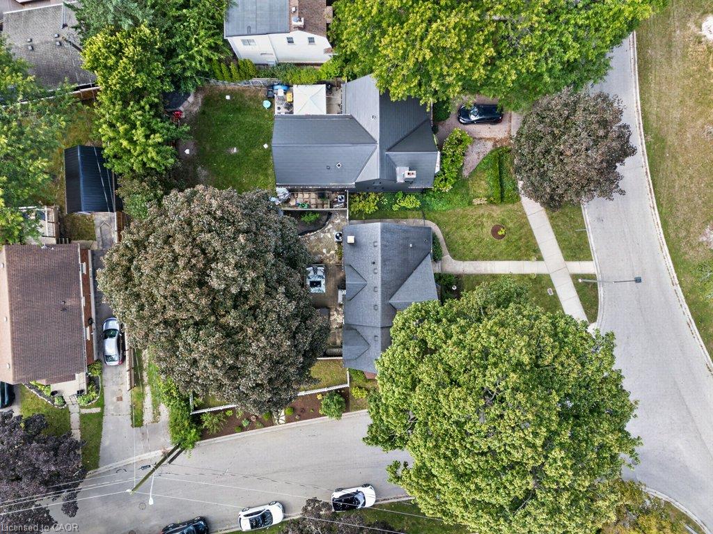 32 Lincoln Avenue Property Photo 46