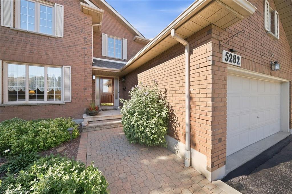 5282 Giacco Court Property Photo 6