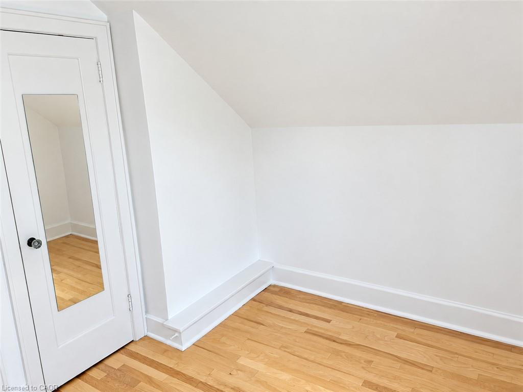 132 Bridgeport Road E Property Photo 13