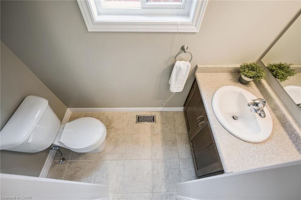 335 Finoro Crescent Property Photo 20
