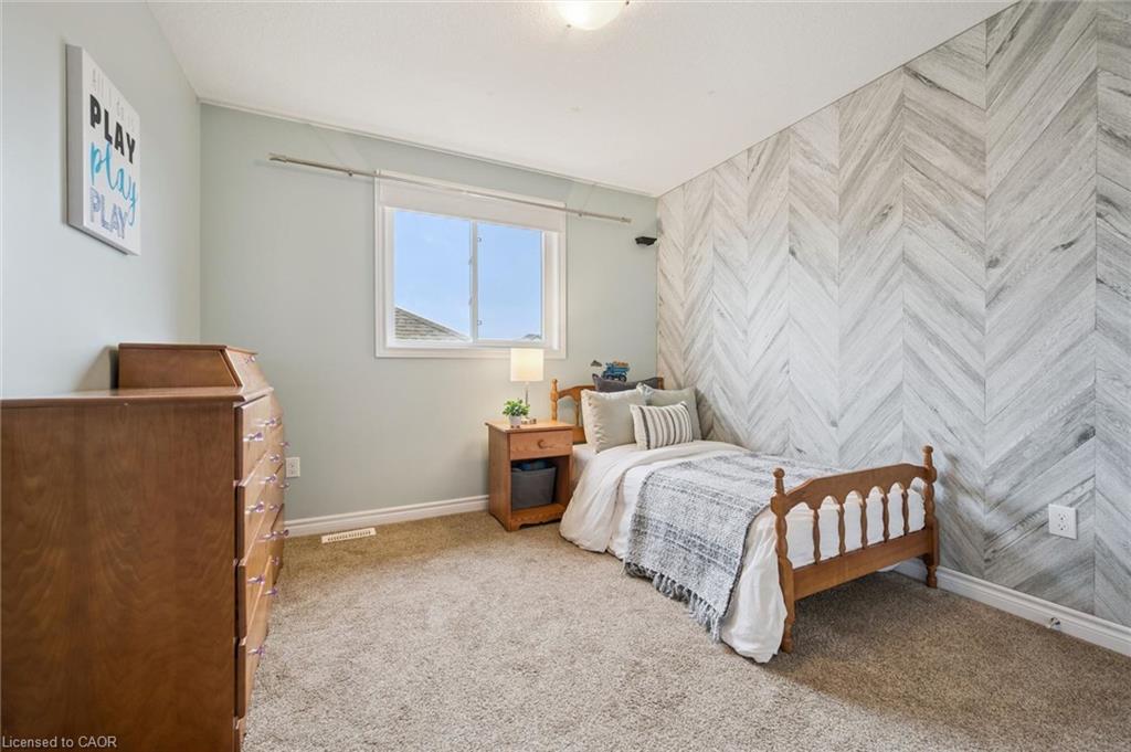 335 Finoro Crescent Property Photo 26
