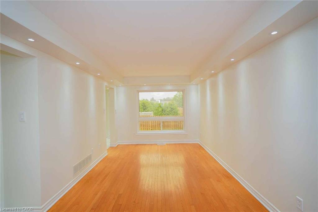 18 Heritage Drive Property Photo 8