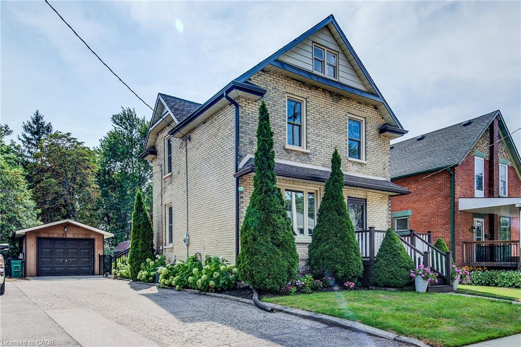 12 Queen Mary Street Property Photo 1