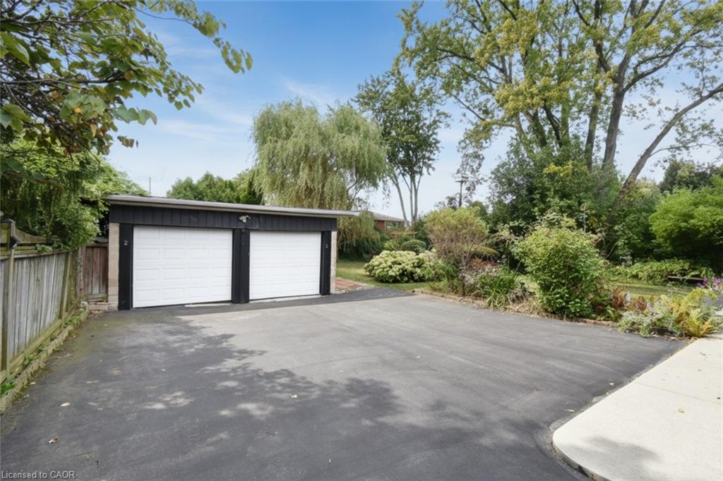 154 Ewen Road Property Photo 29