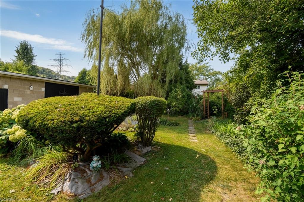154 Ewen Road Property Photo 33