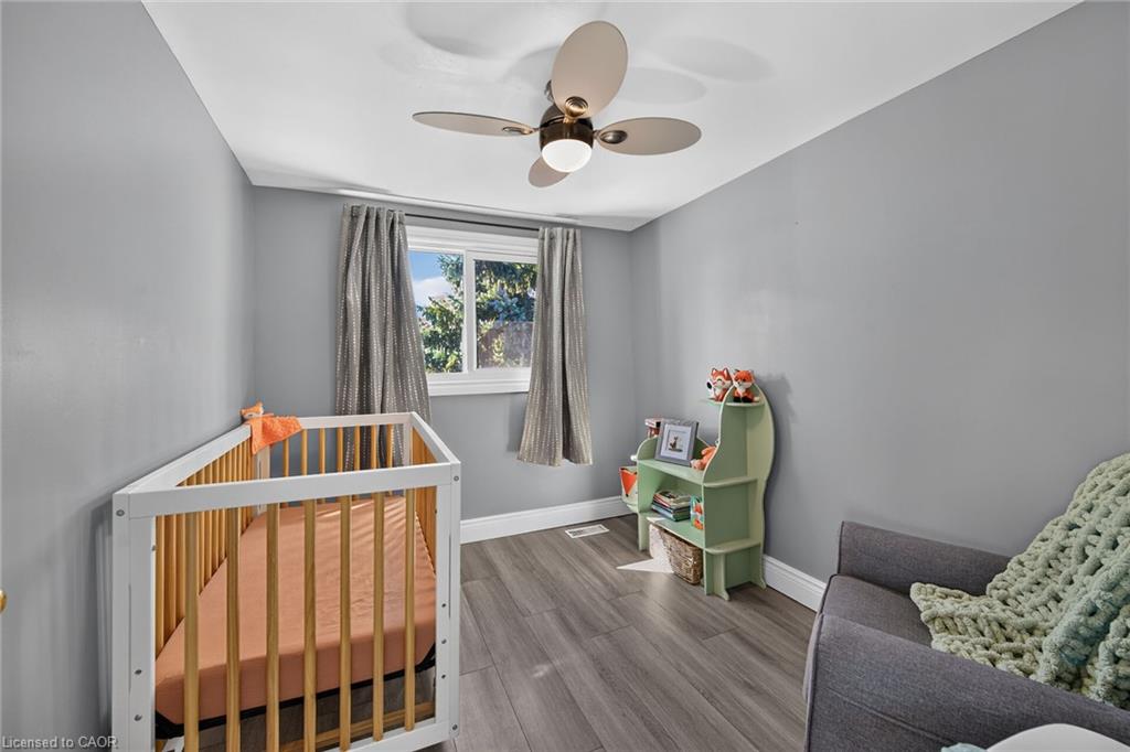 359 First Line Property Photo 23