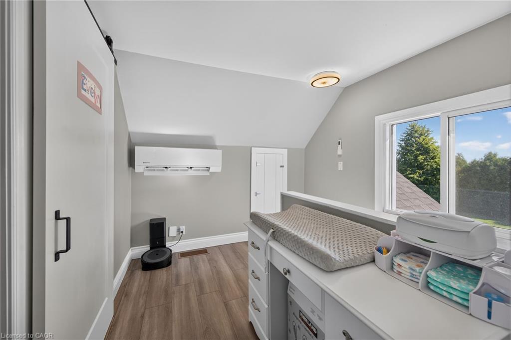 359 First Line Property Photo 25