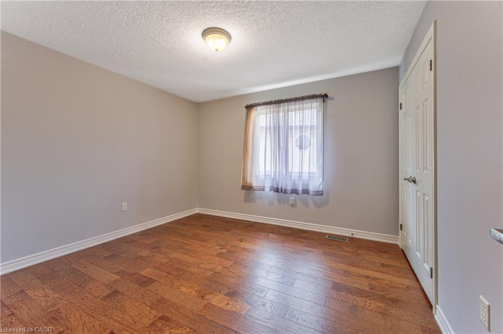 270 Springvalley Crescent Property Photo 31