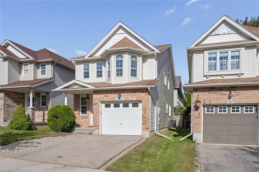 416 Speckled Alder Street Property Photo 2