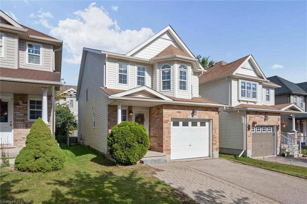 416 Speckled Alder Street Property Photo 3