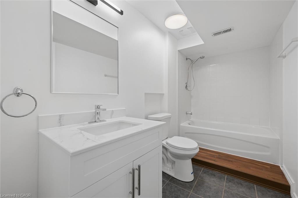 416 Speckled Alder Street Property Photo 34