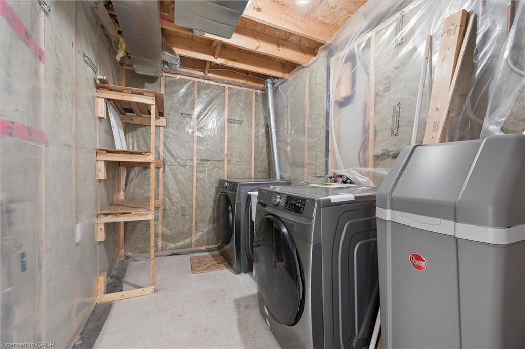 416 Speckled Alder Street Property Photo 35