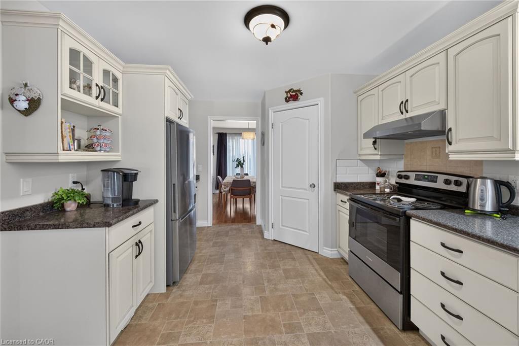 16 Church Street Property Photo 9