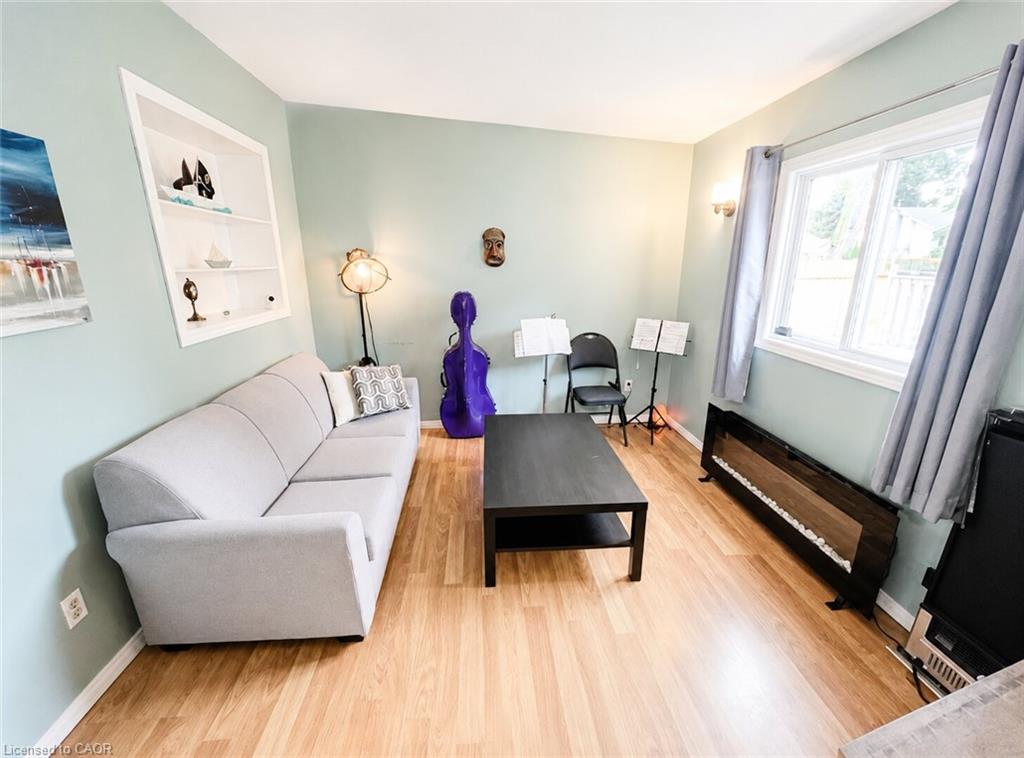 15 Esther Street Property Photo 8