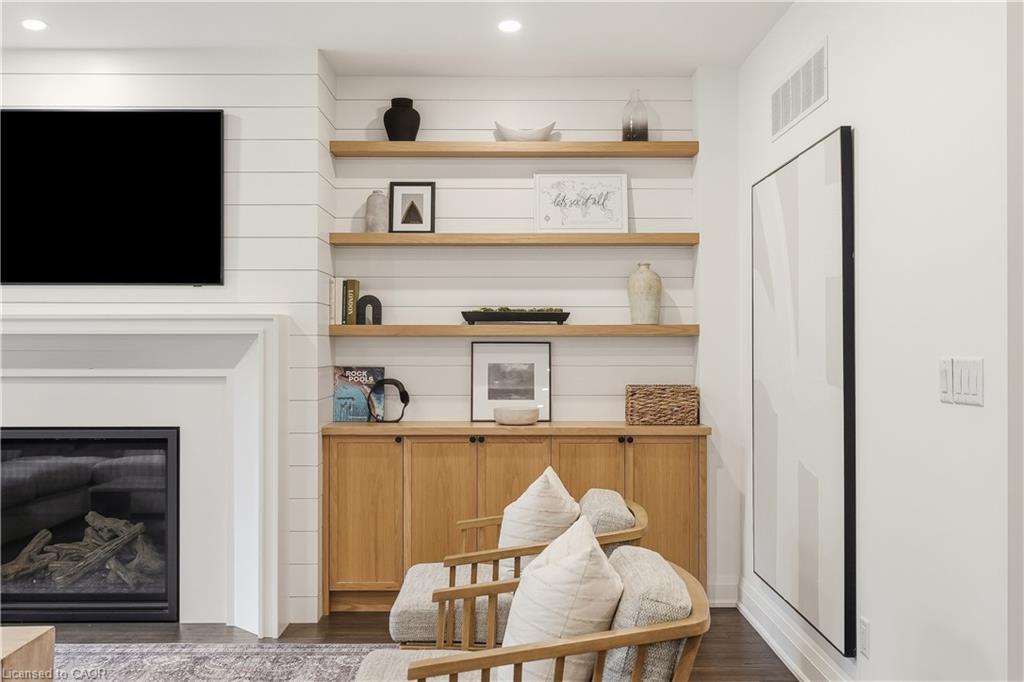 420 Oakwood Drive Property Photo 18