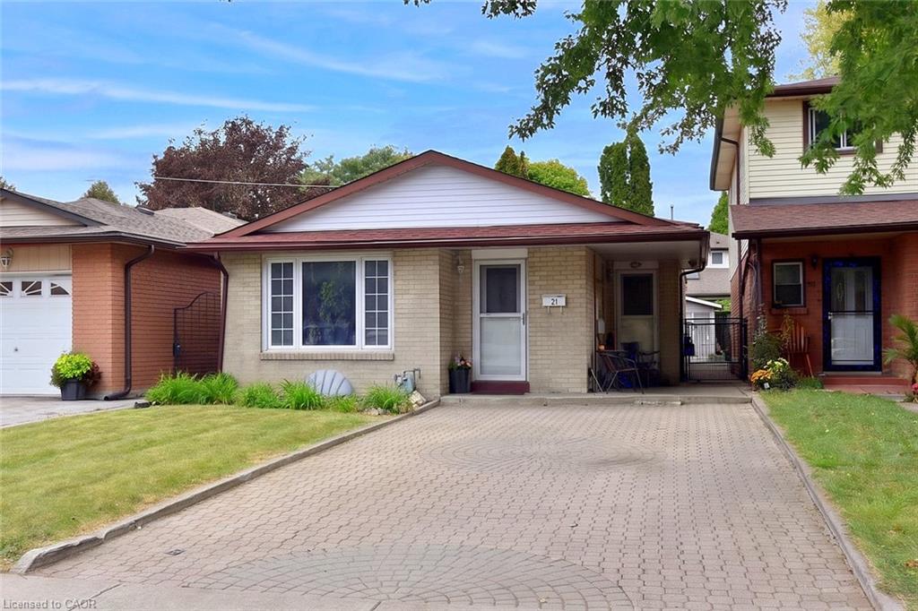 23 Megna Court Property Photo 1