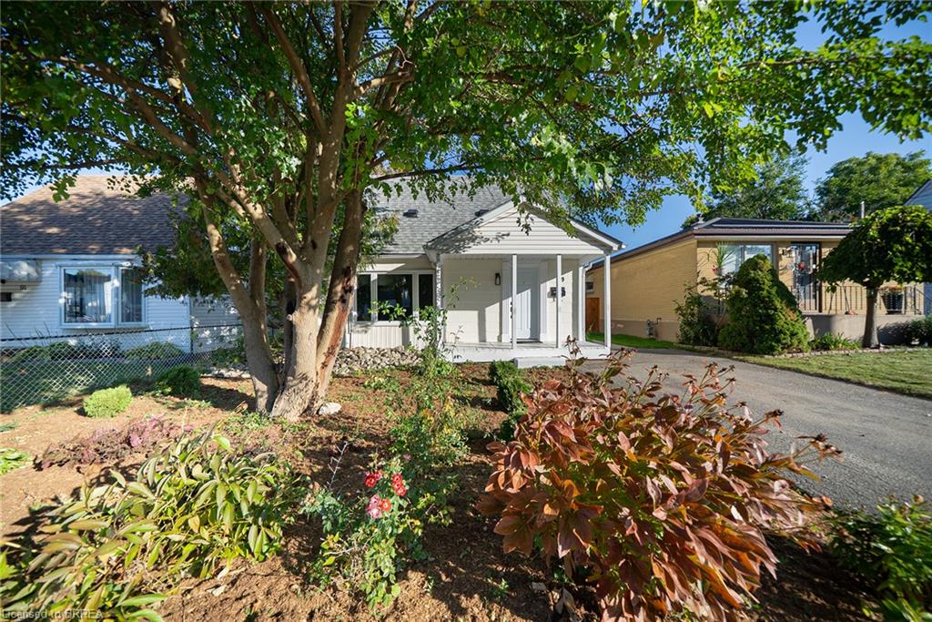 89 Salisbury Avenue Property Photo 1