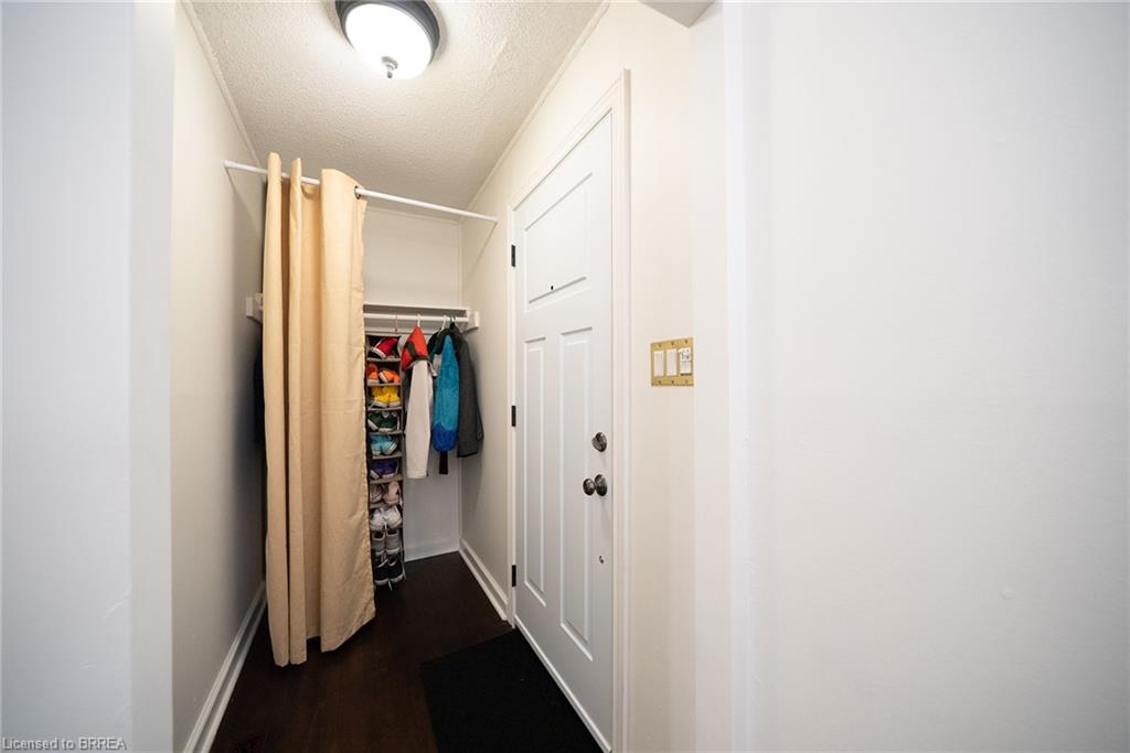 89 Salisbury Avenue Property Photo 4