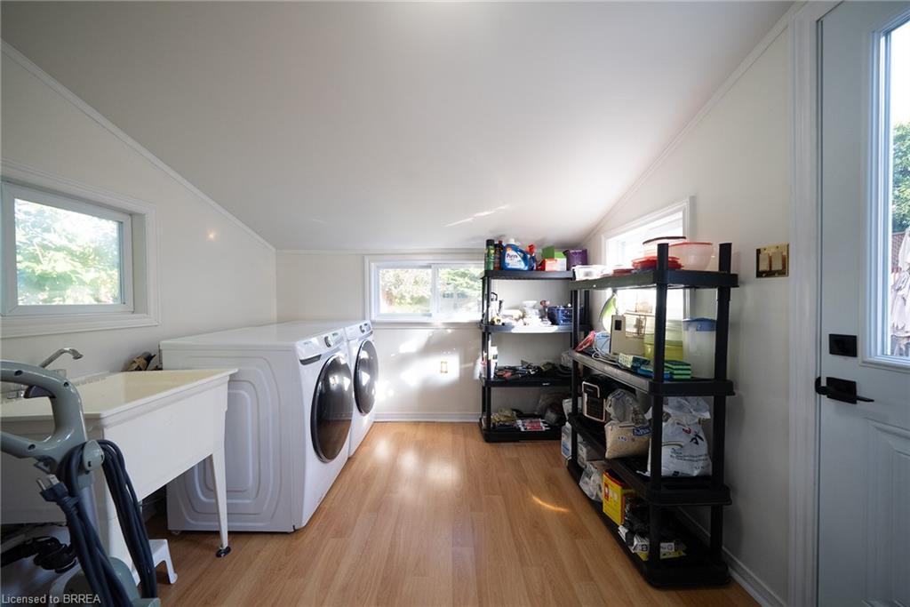 89 Salisbury Avenue Property Photo 11