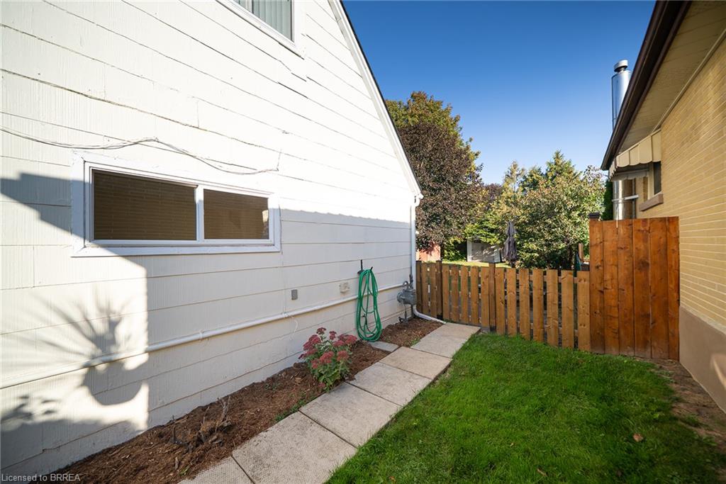 89 Salisbury Avenue Property Photo 19