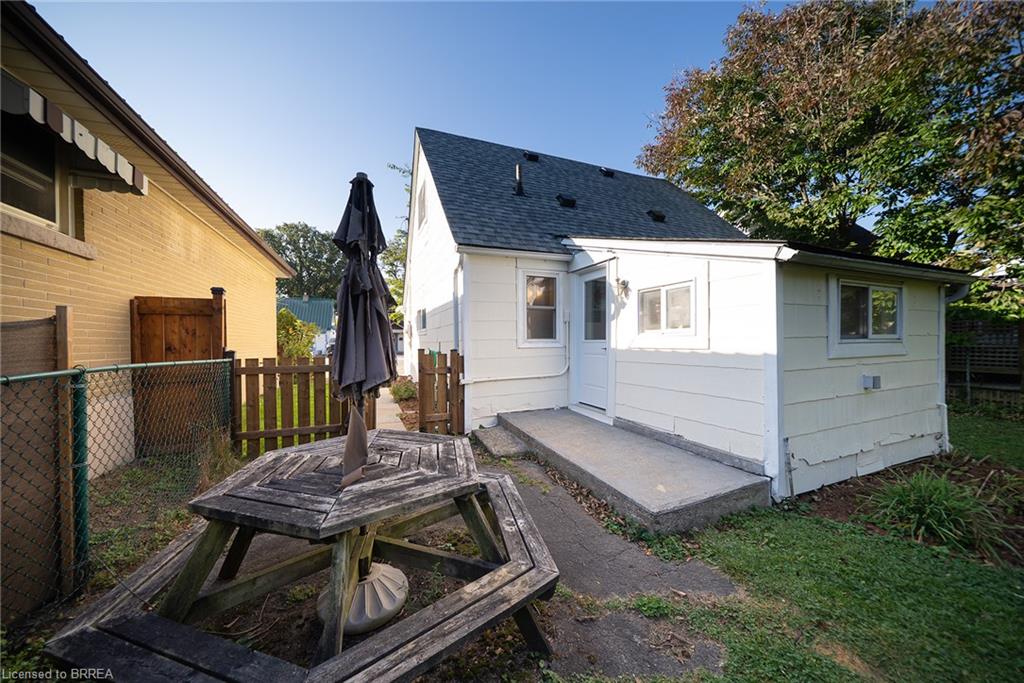 89 Salisbury Avenue Property Photo 22